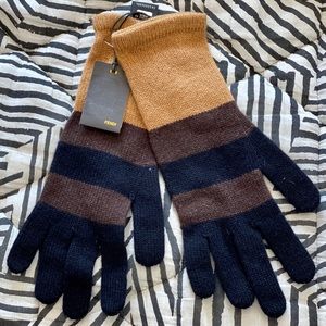 FENDI Women’s Cashmere woven long gloves